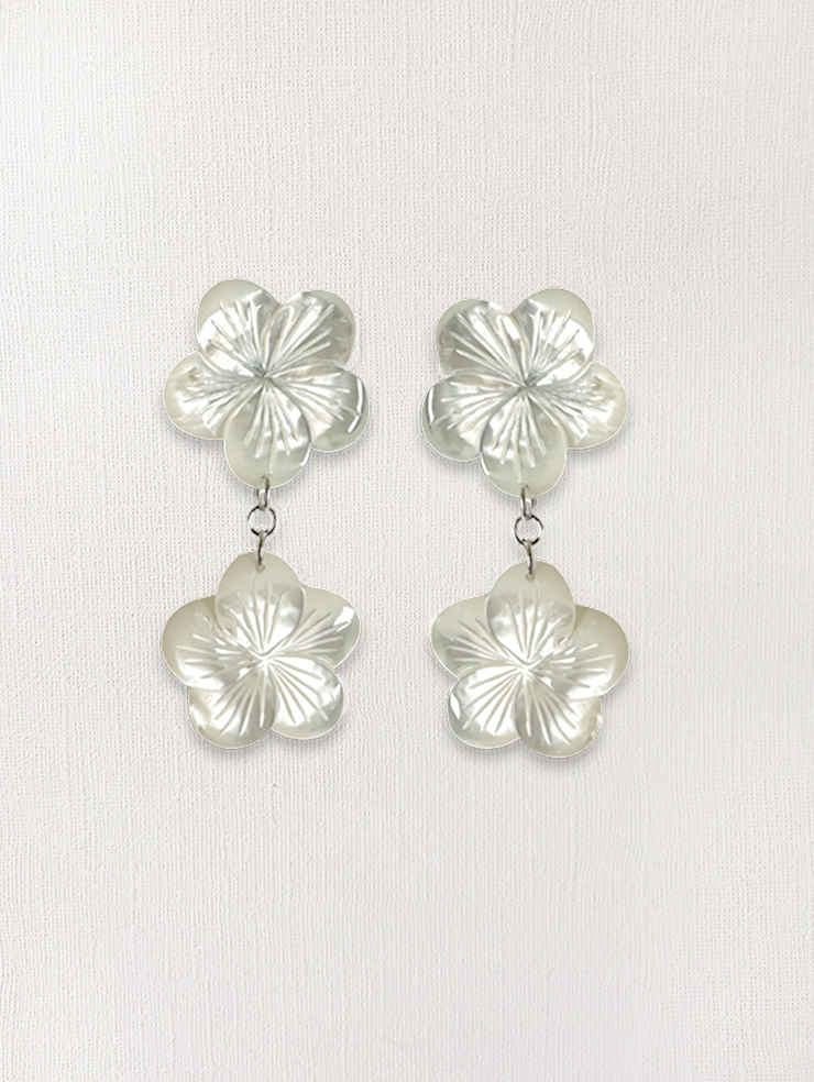 Mother-of-Pearl Flower Dangle Earrings