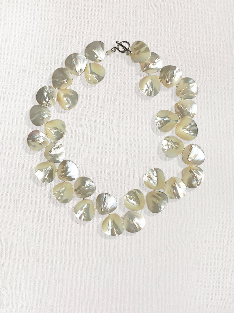Mother-of-Pearl Teardrop Choker