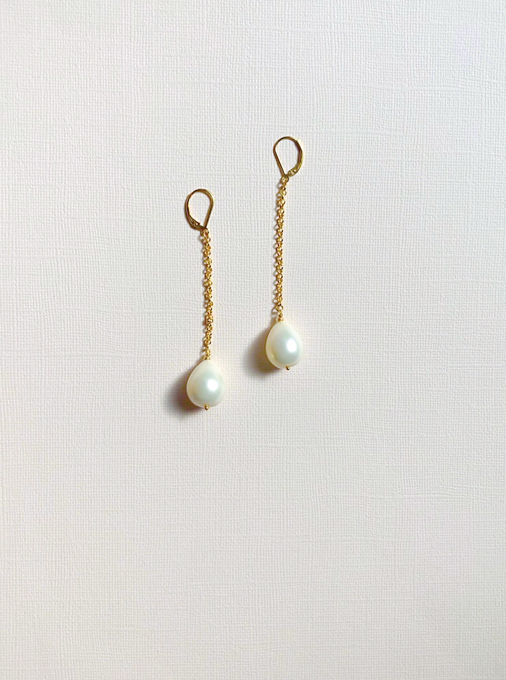 Shell Pearl Teardrop Earrings